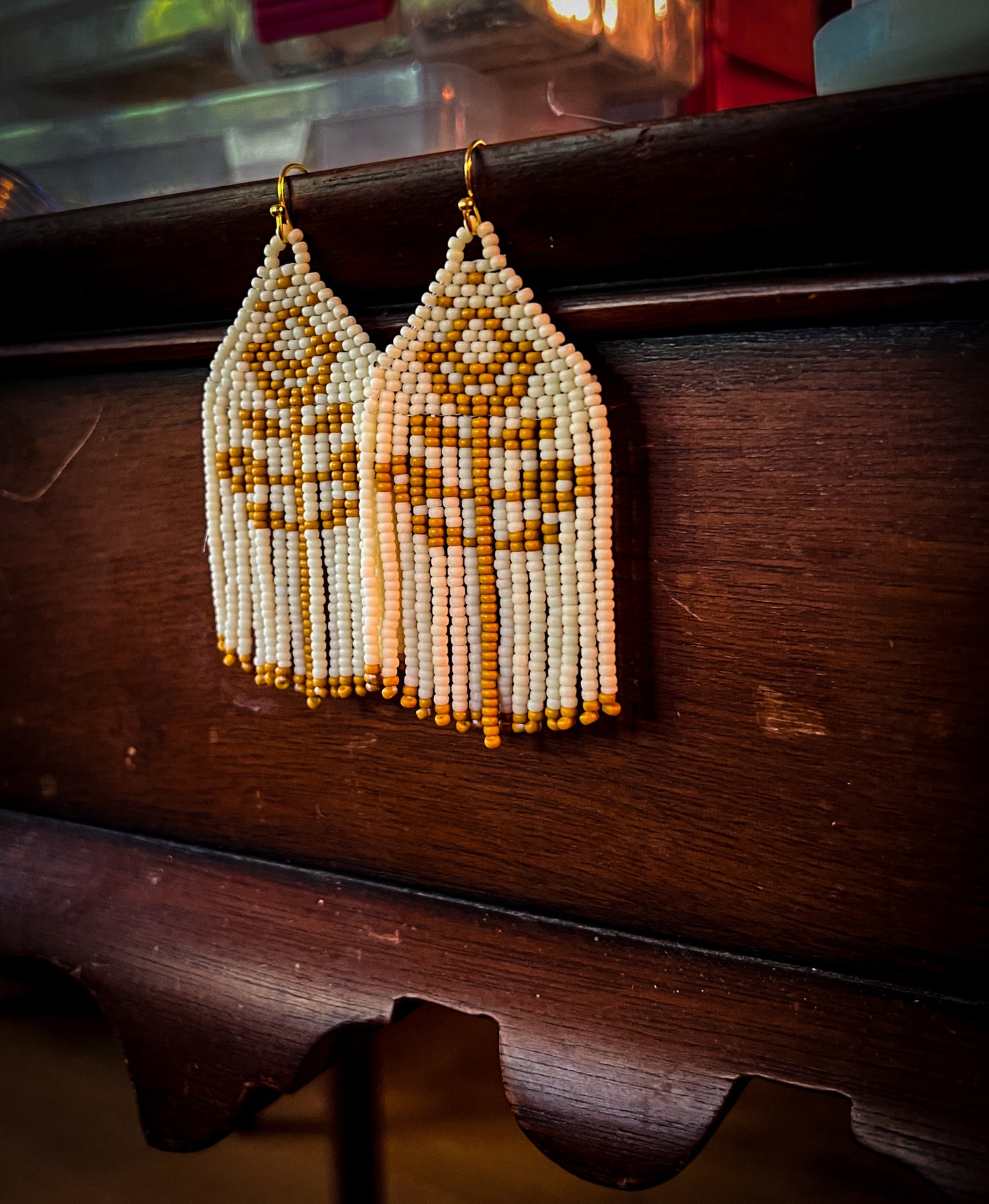 Mustard flower beaded earrings (short)