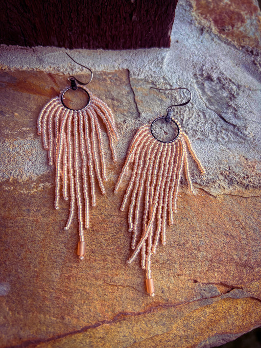 🍑 peachy dangles